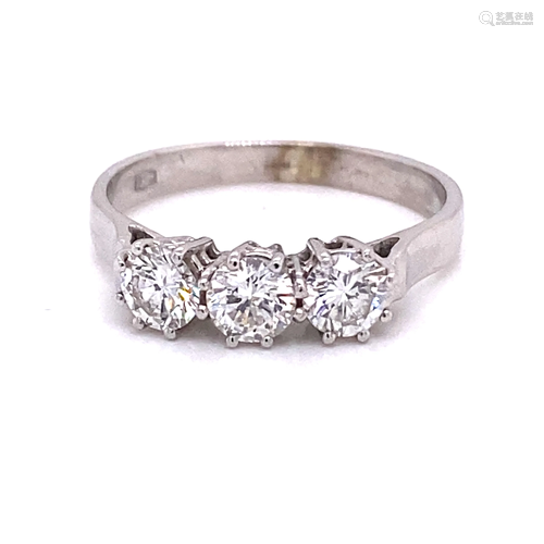 18k 3 Diamond Wedding Ring