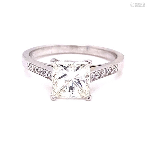 GIA 18k Diamond Engagement Ring