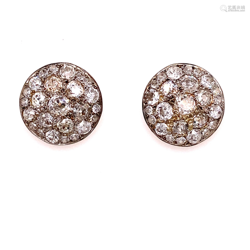 18k Diamond Stud Earrings