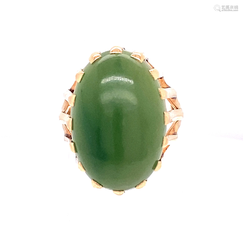 Retro 18k Jade Ring