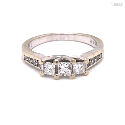 14k White Gold Diamond Engagement Ring