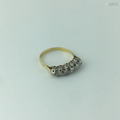 Half eternity 18 K ring