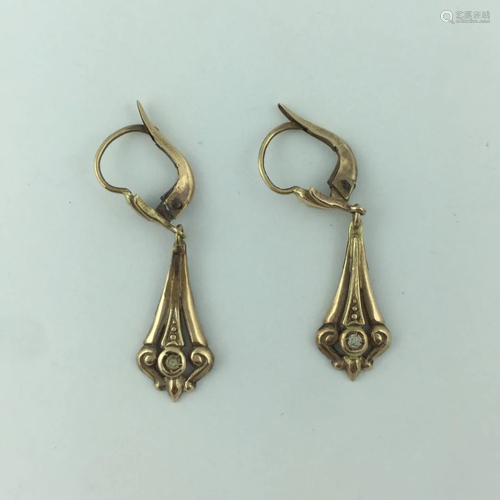 Yellow gold earrings