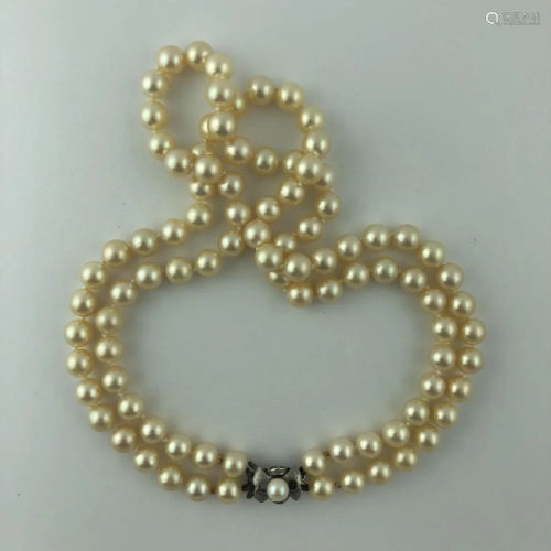 Two strand pearls necklace