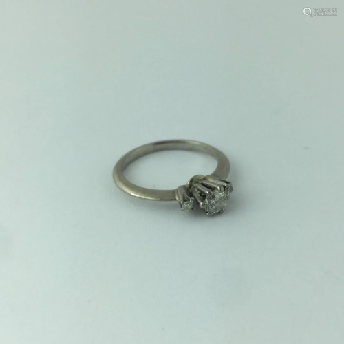 18 K gold ring