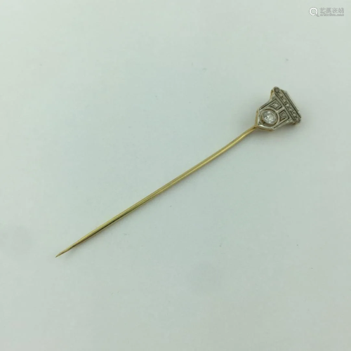 18 K gold Art Deco pin