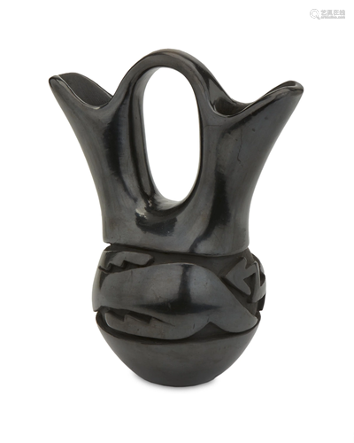 A Mida Tafoya blackware wedding pot