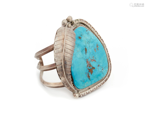 A Navajo turquoise cuff bracelet