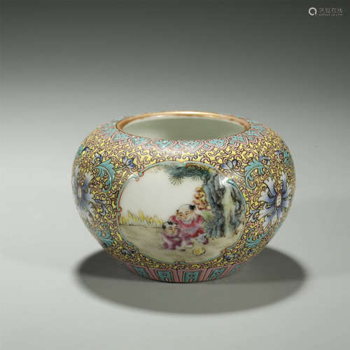 QING DYNASTY,FAMILLE-ROSE WATER JAR