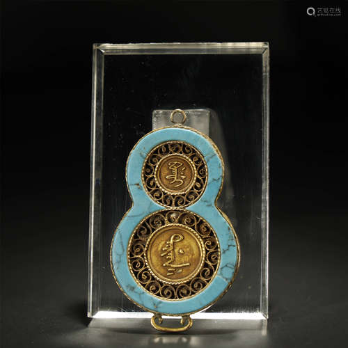 QING DYNASTY,PARCEL-GILT SILVER CALAITE-INLAID PENDANT