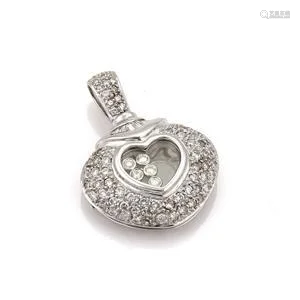 Estate 3.00 Carats Diamond 18k White Gold Heart Pendant