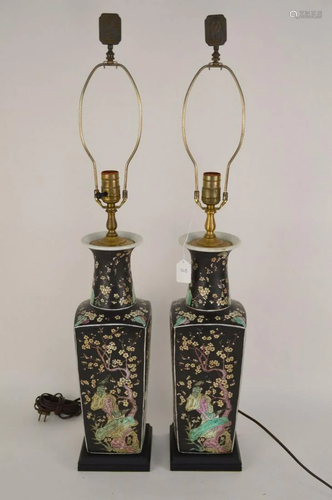 PAIR OF CHINESE FAMILLE NOIRE PORCELAIN VASE LAMPS -