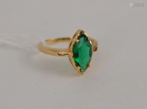 14K Yellow Gold Marquise Emerald Ring. Size 6 weight