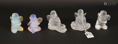 5 Lalique Crystal seated angels; 2 are opalescent, 3