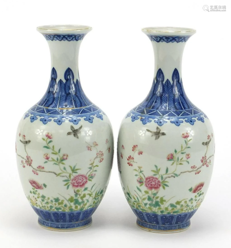 Pair of Chinese blue and white porcelain vases hand