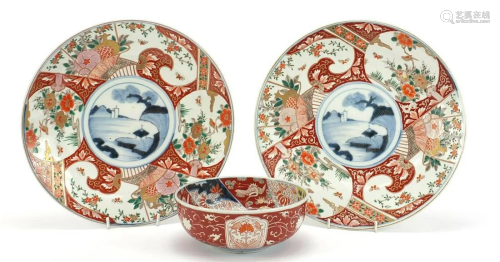 Japanese Imari comprising a pair of chargers hand