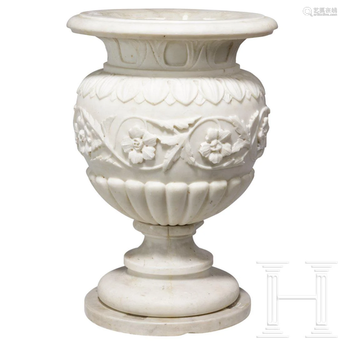 An Italian garden vase of white Carrara marble, 19th