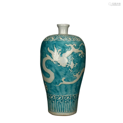 GREEN PAINTED 'DRAGON' MEIPING VASE