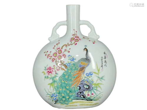 ENAMELED 'PHOENIX AND PEACOCK' FLAT VASE WITH HANDLES