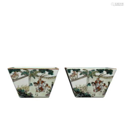 PAIR OF FAMILLE ROSE 'FIGURE' CUPS
