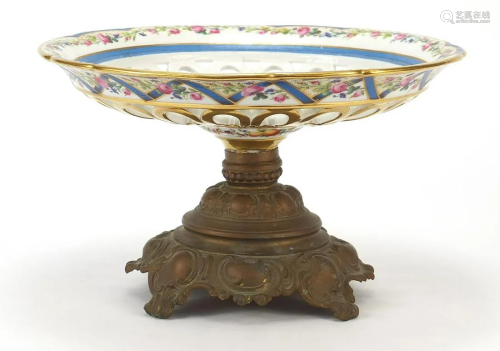 19th century Continental porcelain comporte hand