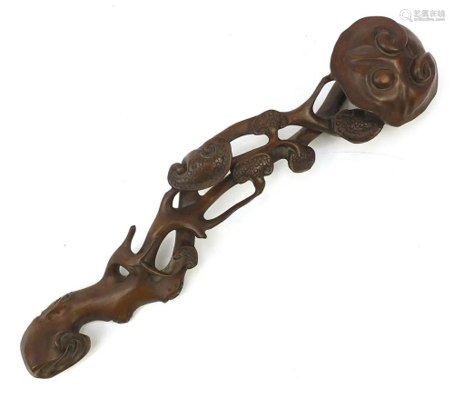 Chinese carved hardwood sceptre, 43.5cm in length