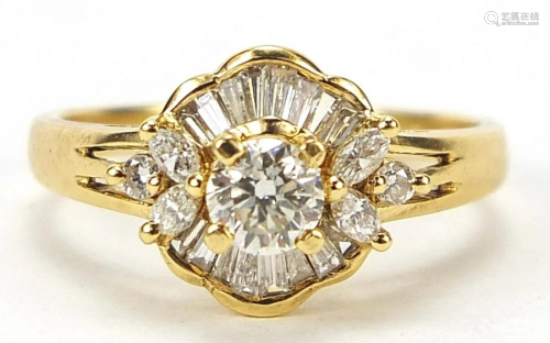 18ct gold diamond ring, the centre stone approximately