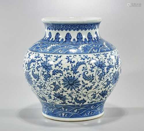 Chinese large blue and white porcelain jar