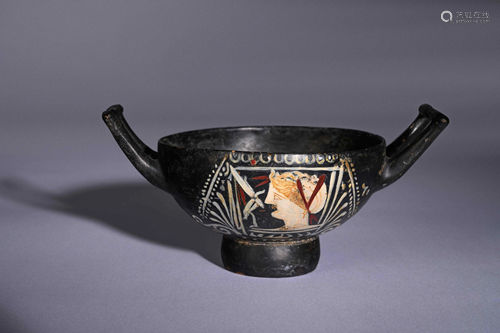 An Apulian Gnathian-Ware Stemless Kylix Height 3 x