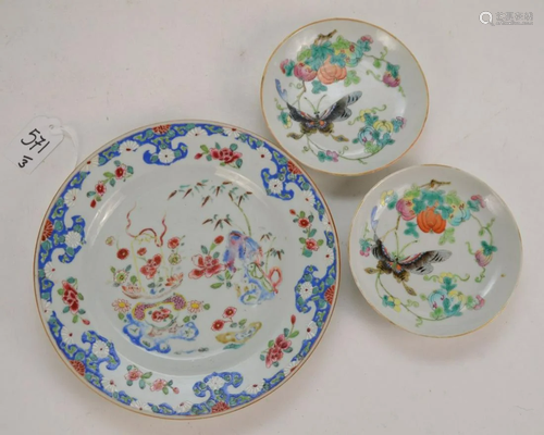 THREE CHINESE EXPORT PORCELAIN DISHES - Includes two