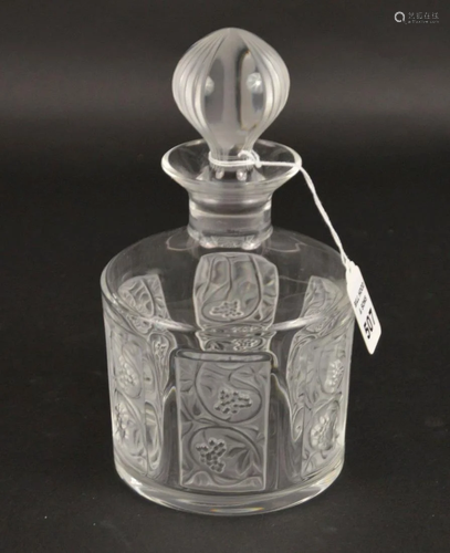 LALIQUE CRYSTAL GRAND MARNIER DECANTER WITH GRAPE …