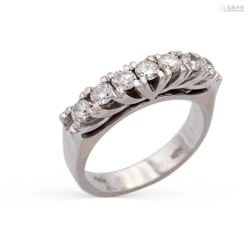Platinum riviere ring with seven diamonds weight 7 gr.