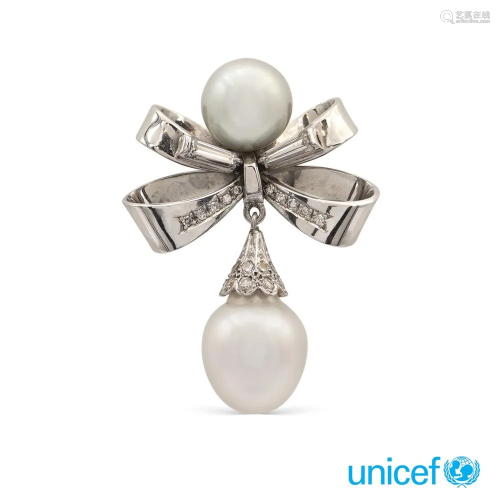 18kt white gold, pearl and diamond ribbon brooch