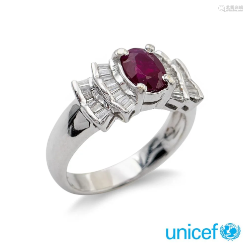 Platinum ring with oval ruby circa 1,20 ct weight 6,7