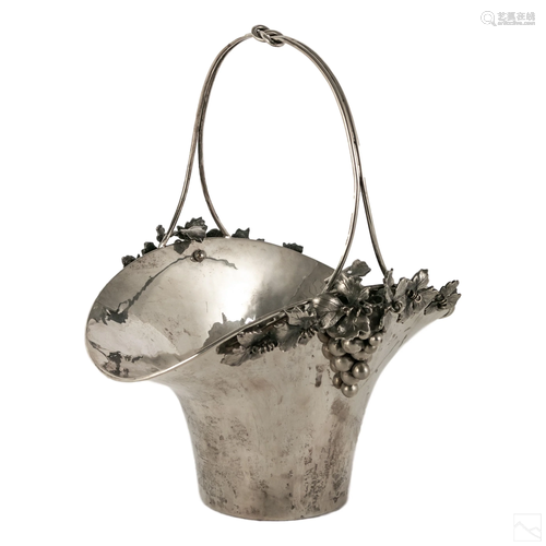 900 Silver Handled Grapevine Clusters Basket 887g