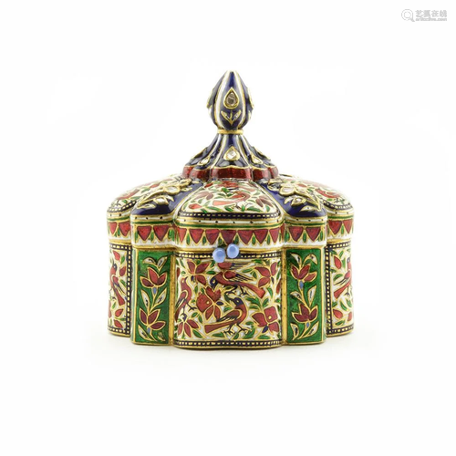 An Indian diamond, 22k gold and enamel box