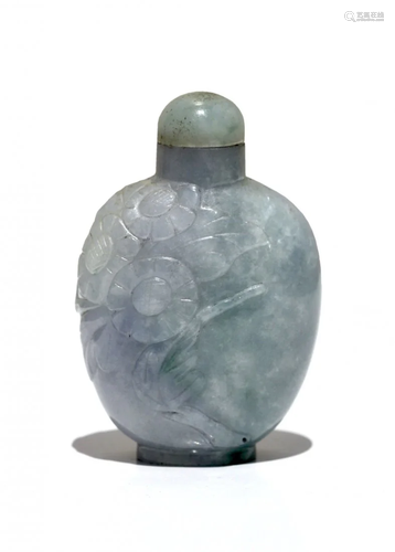 A Chinese Carved Jade Snuff Bottle and Stopper