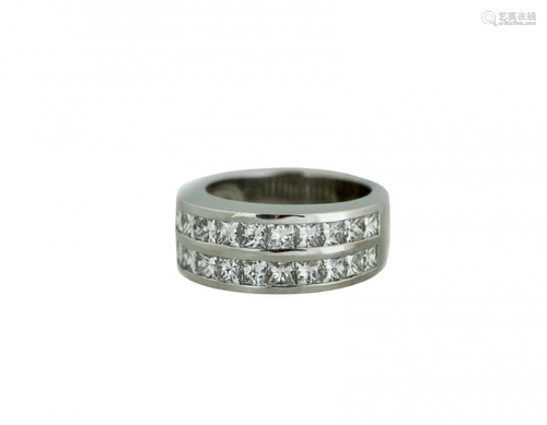 Eighteen Karat White Gold Diamond Ring