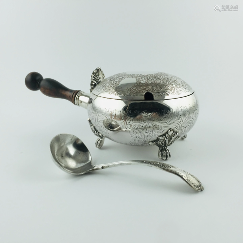 English silver plated metal gravy boat