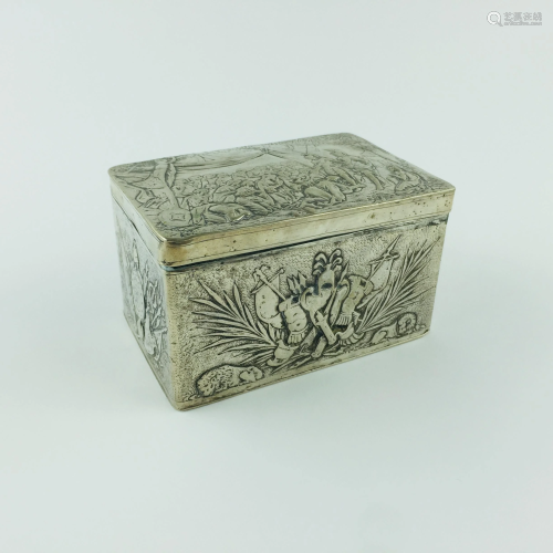 Rectangular table box in silver
