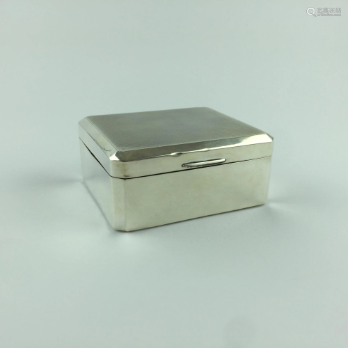 Cigarette case in silver