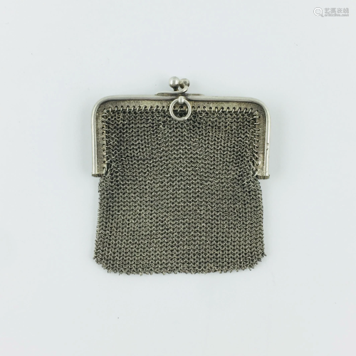 Purse in silver mesh