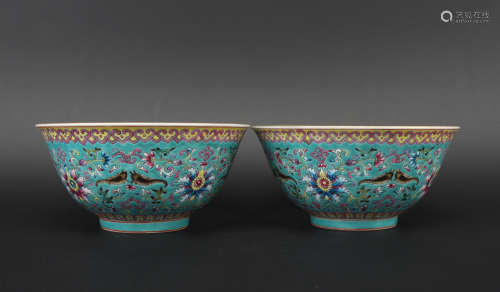 A pair of famille-rose bowl