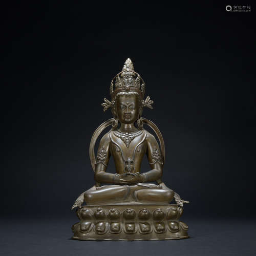 A bronze statue of Akshobhya