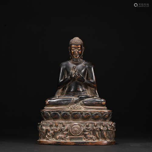 A bronze statue of ShakyaMuni