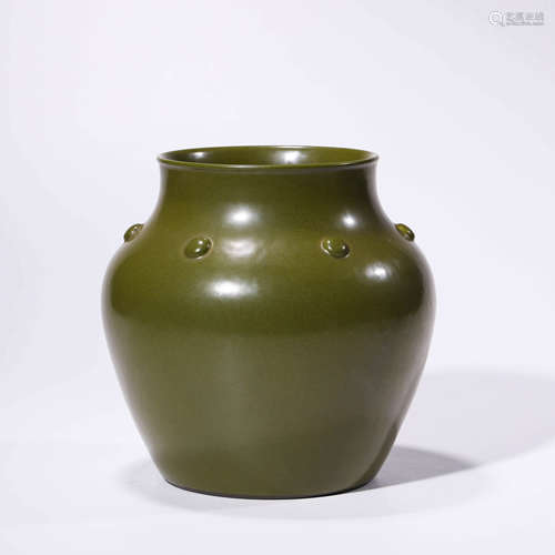 A Tea Dust Glaze Porcelain Jar