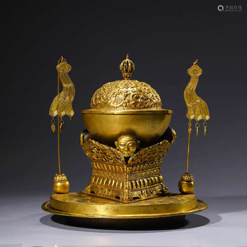 A gilt bronze buddhist sitting