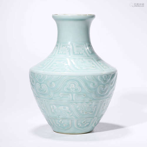 An incised celadon-glazed vase