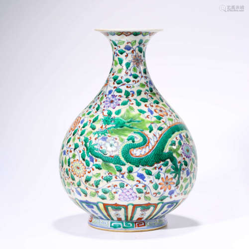 A Doucai Floral Green Dragon Pattern Porcelain Vase