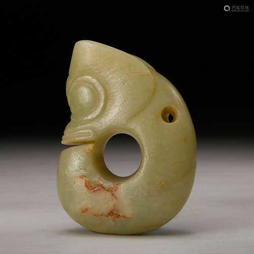 An Archaistic Jade Pendant